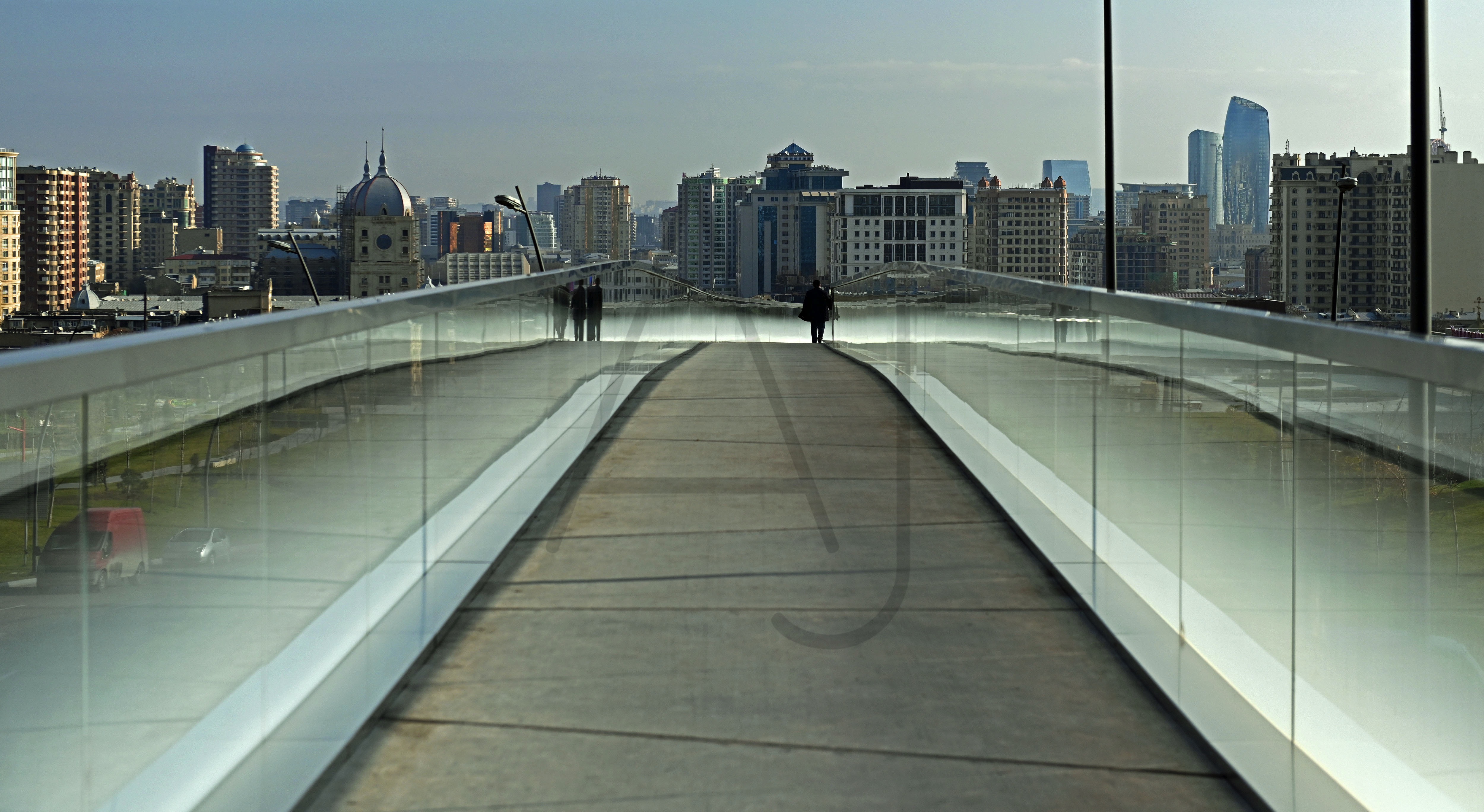 <i>Skybridge, Baku (Azerbaijan)<i>