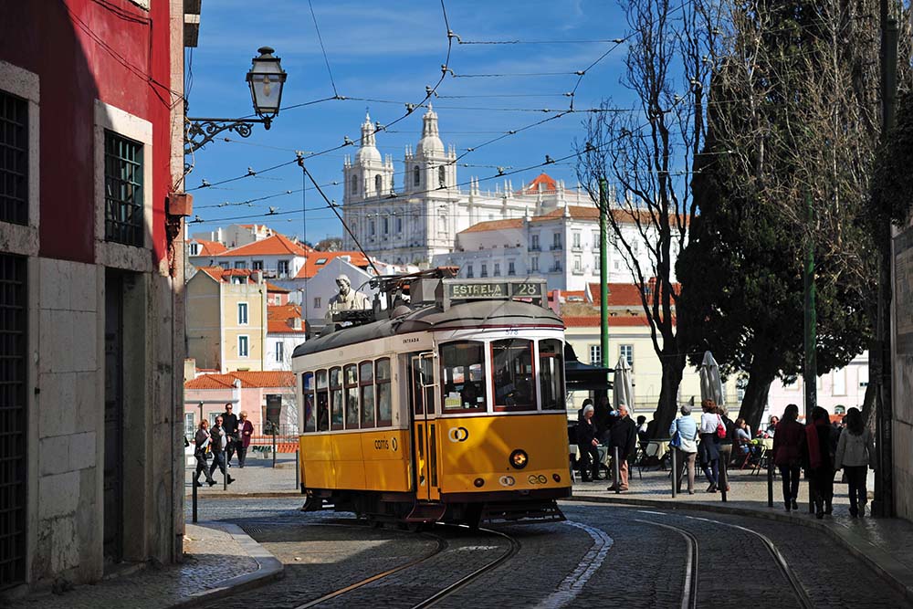 <i>Lisbon (Portugal)</i>