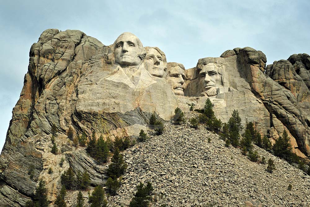 <i>Mount Rushmore, South Dakota (USA)<i>