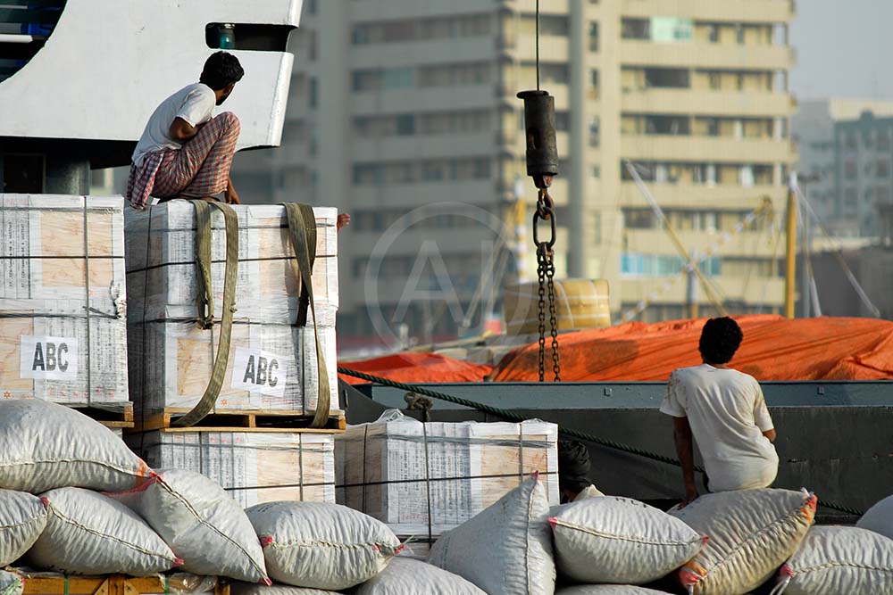 <i>Sharjah (UAE)<i>